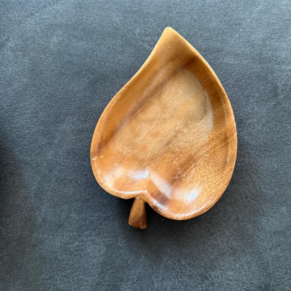Monkey Pod Wood Leaf-Shaped Serving Tray Set Of 3 - Picture 3 of 8